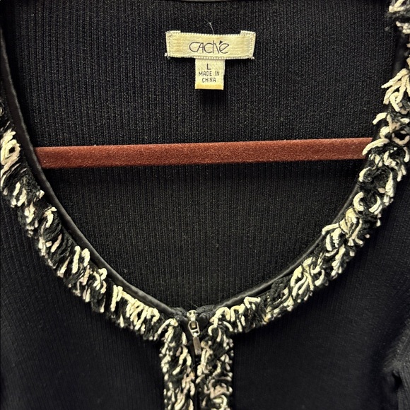 Cache brand - Woman sweater zip up with stretch fringe trim cardigan size L - Picture 2 of 10